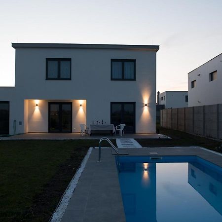 Guesthouse Parndorf Eksteriør bilde