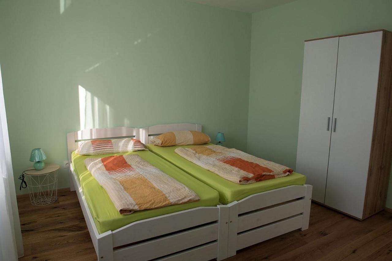 Guesthouse Parndorf Eksteriør bilde